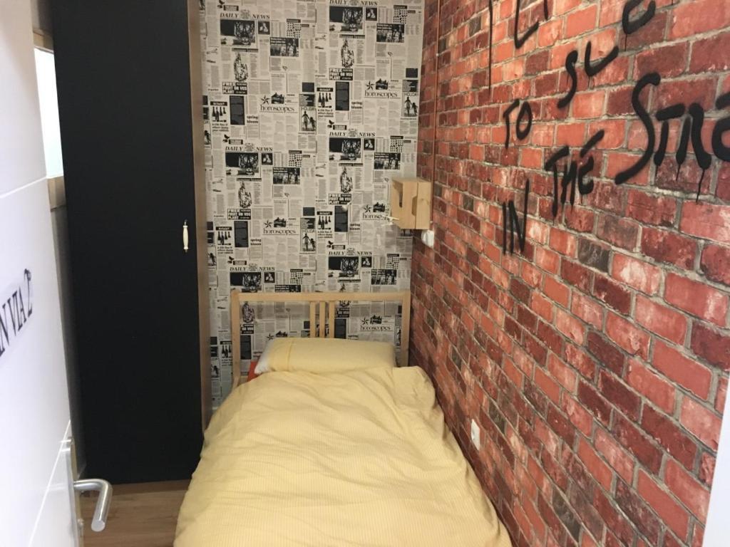 Practical Room: Barcelona-Fira-Airport Оспиталет-де-Льобрегат Экстерьер фото