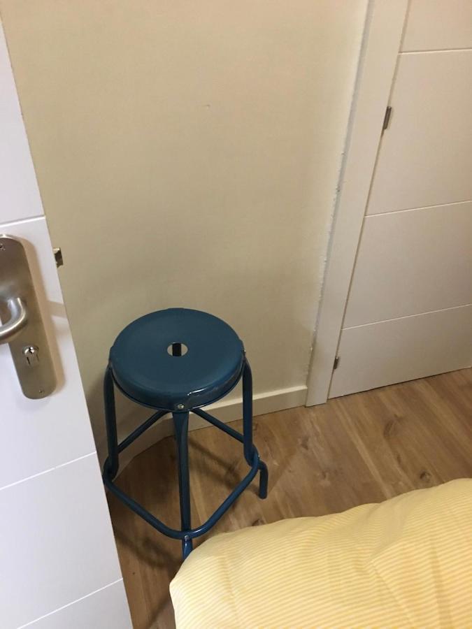 Practical Room: Barcelona-Fira-Airport Оспиталет-де-Льобрегат Экстерьер фото